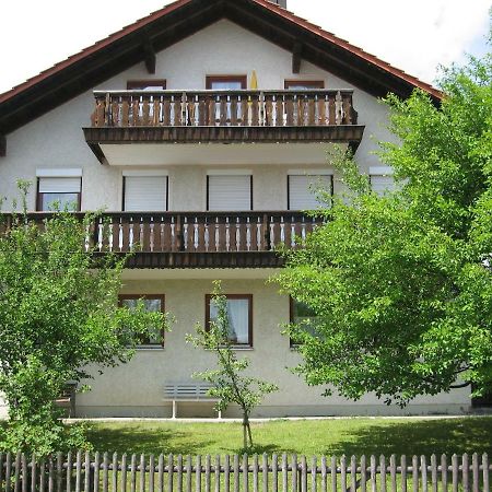 Отель Gastehaus Moser Untergriesbach Экстерьер фото